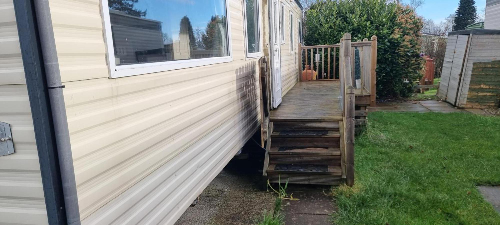 Lovely 3-bed Caravan In Foel Villa *